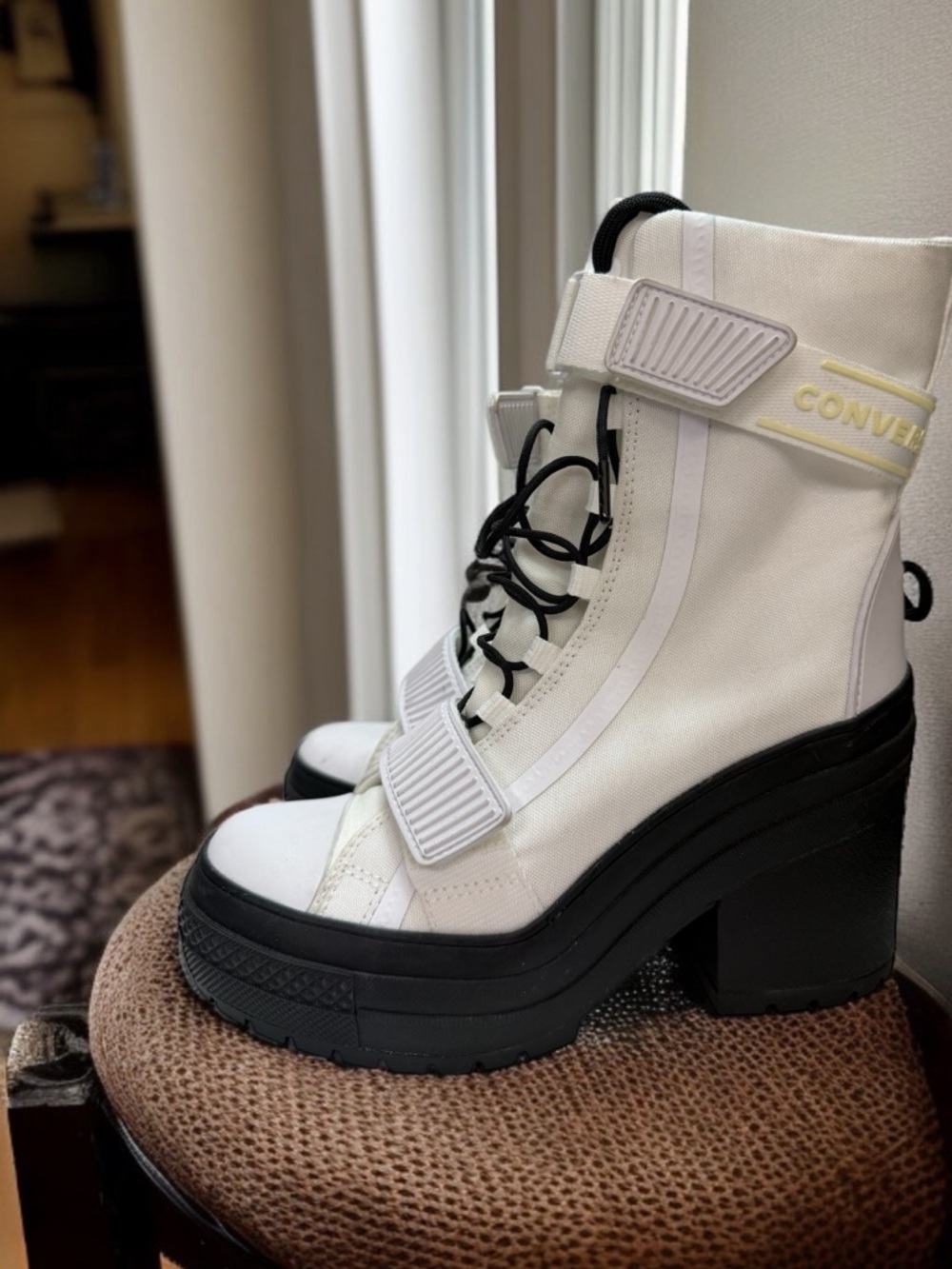 Converse Chuck Taylor All Star GR82 Platform Heeled Boots-5.5  White w/Black